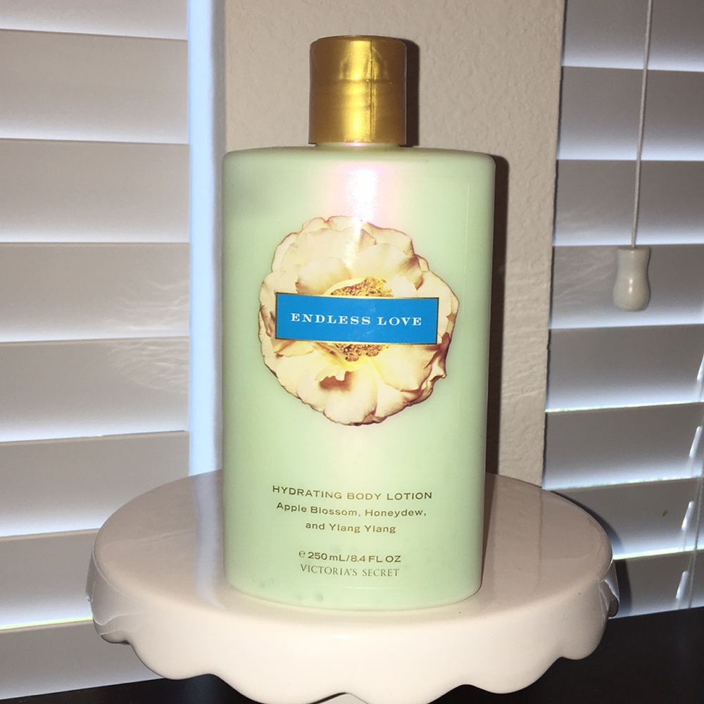 Victoria’s Secret Endless Love Body Lotion, New